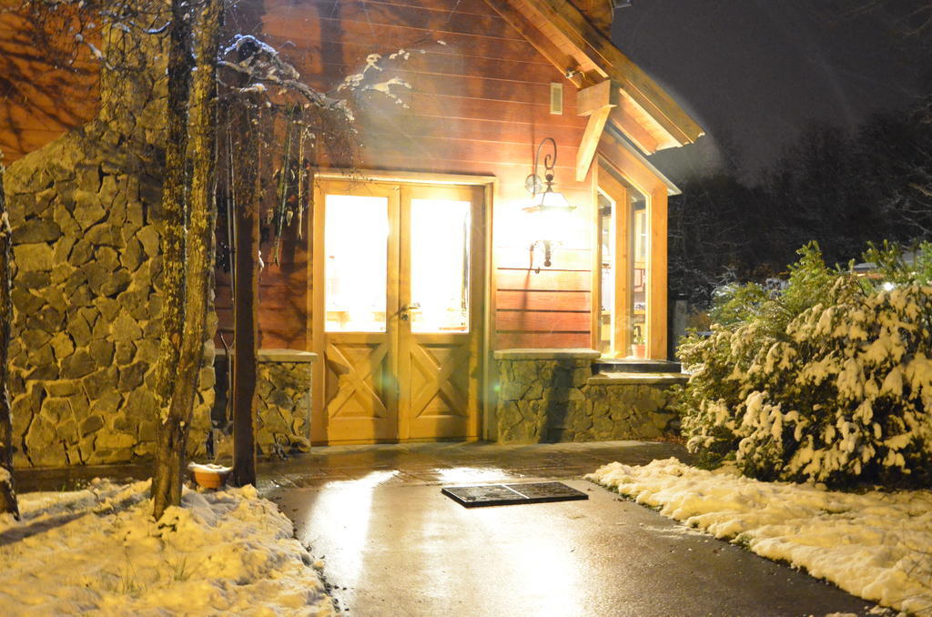 Alma Andina Hosteria Villa La Angostura Exterior foto